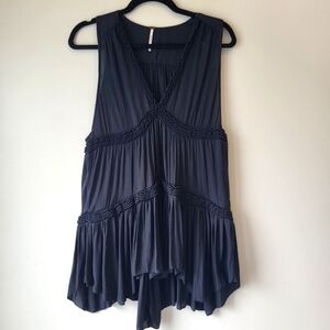 Free People Black Flowy Tiered Boho Chic Sleeveless Top Sz XS
